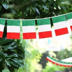 Italian Flag Pennant Banner